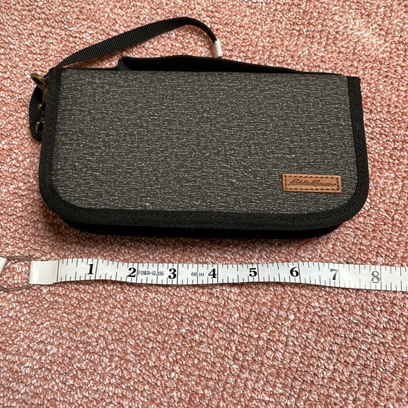 EDDIE BAUER WRISTLET - Picture 6 of 7